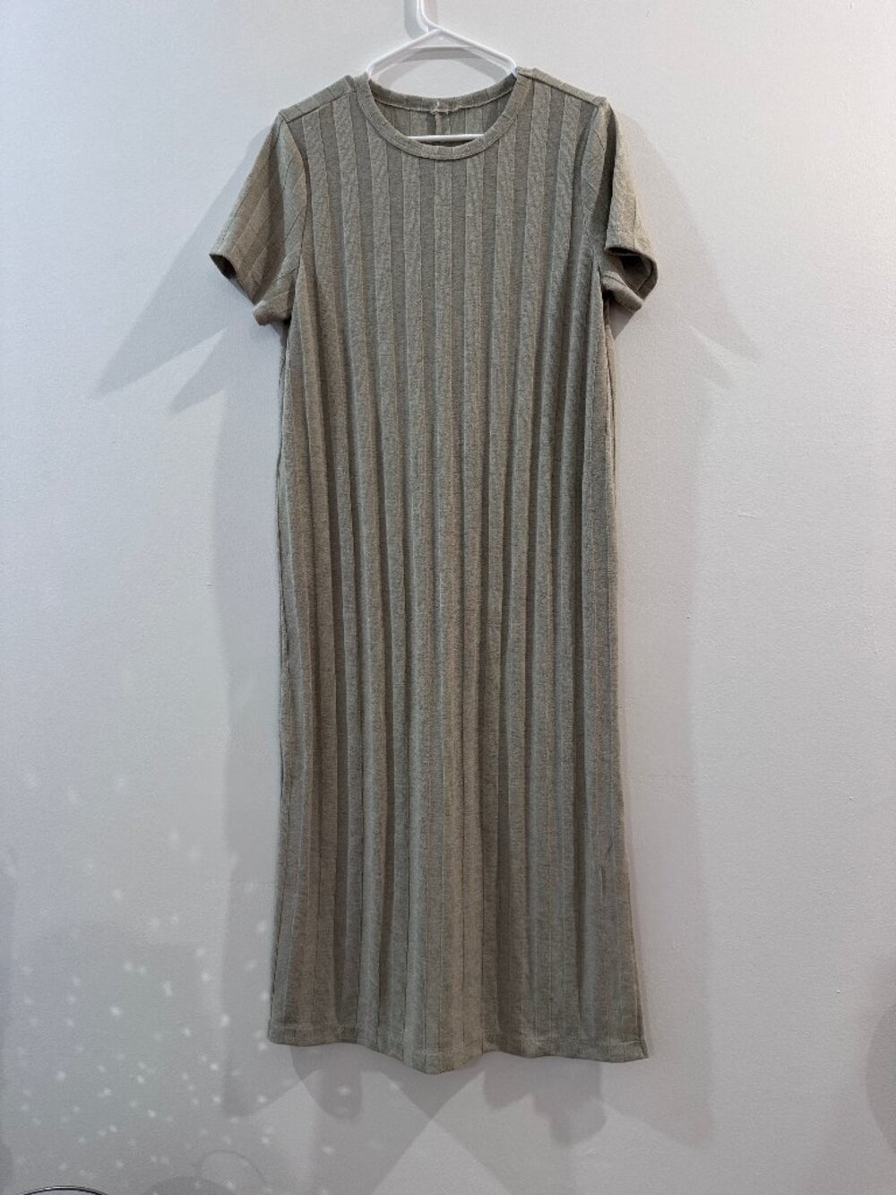 Gray Knit Maxi T-shirt Dress - no size or tags - fits like M/L